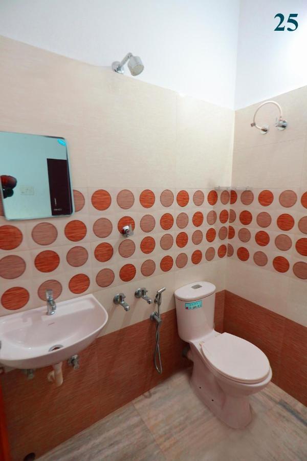 Arackal Tourist Home Tripunithura Экстерьер фото